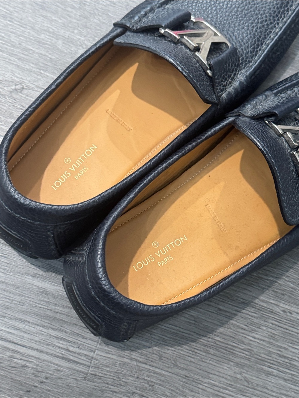 Louis Vuitton Black Pebble Leather LV Loafers - Picture 3 of 9